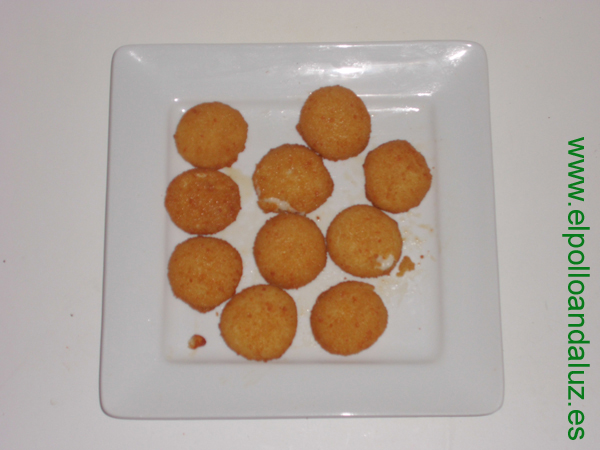 Huevos con Bechamel (1/4 kg)